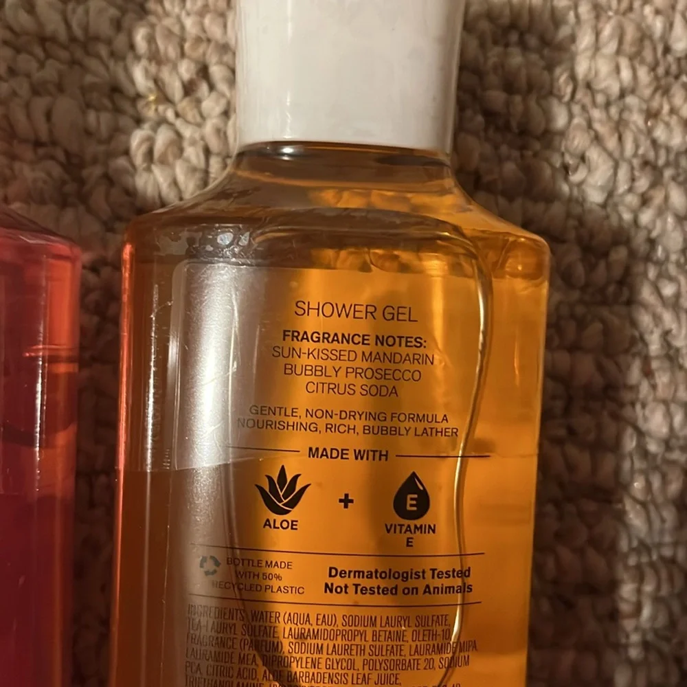 Bath and body body wash in fruity sherbet scoop and sparkling orange spr…